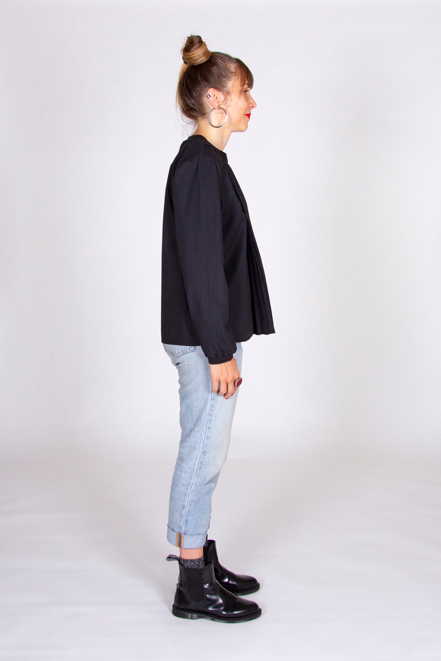 I AM | CLOCHETTE