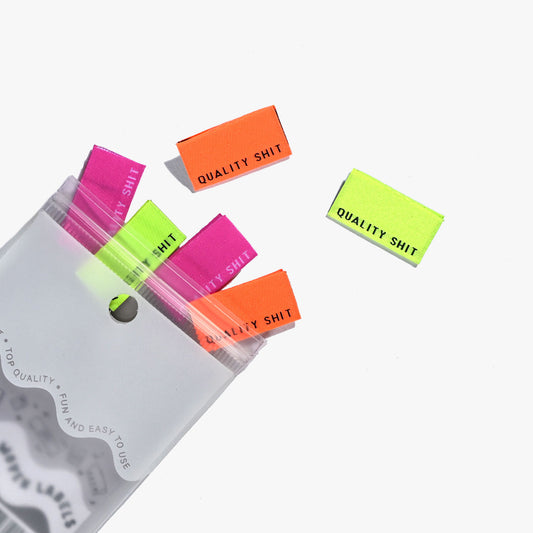 Quality Shit | Merkimiðar