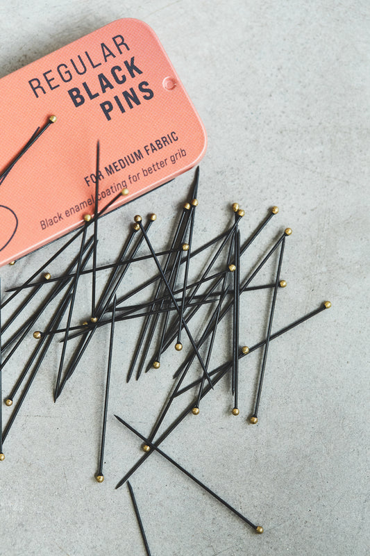Regular Black Pins