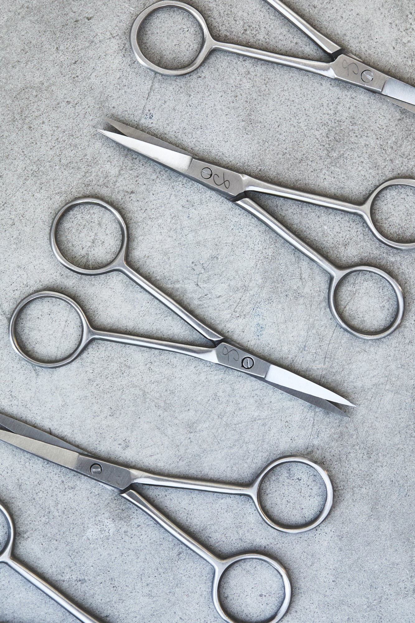 Tall Thread Scissors | Steel
